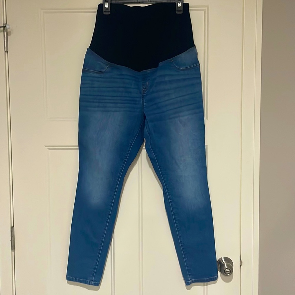 Maternity jeans